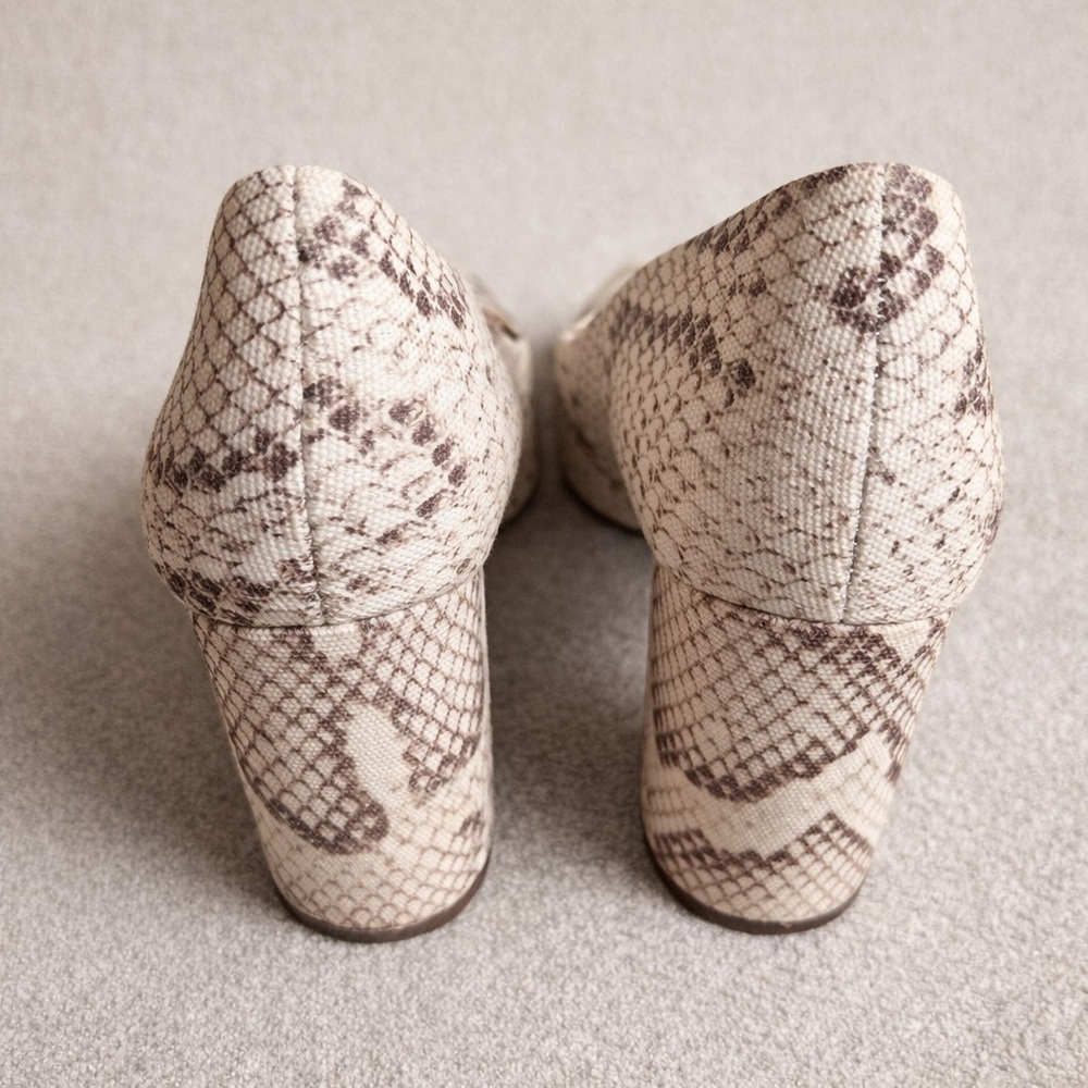 FRANCO SARTO Snakeskin Print Block Heel Pumps Pointed Toe 3.5” - Picture 3 of 8